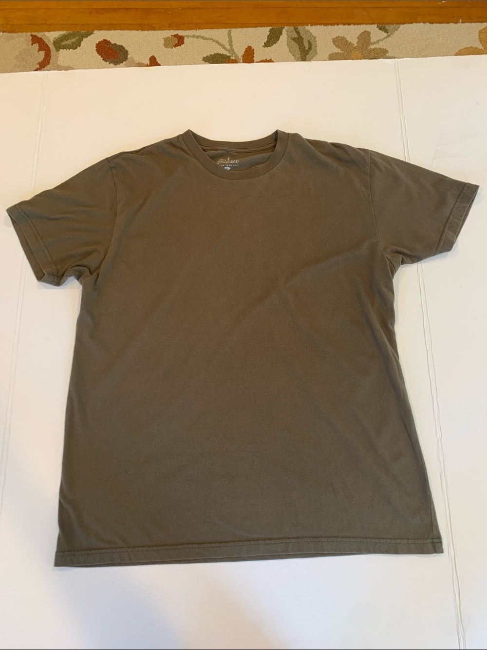 Fresh Clean Tees Men’s Large Classic Crewneck T-Shirt - Army Olive Green-Brown